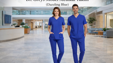Dazzling Blue Rengin Anlamı ve Medikal Giyimde Enerjik Profesyonellik