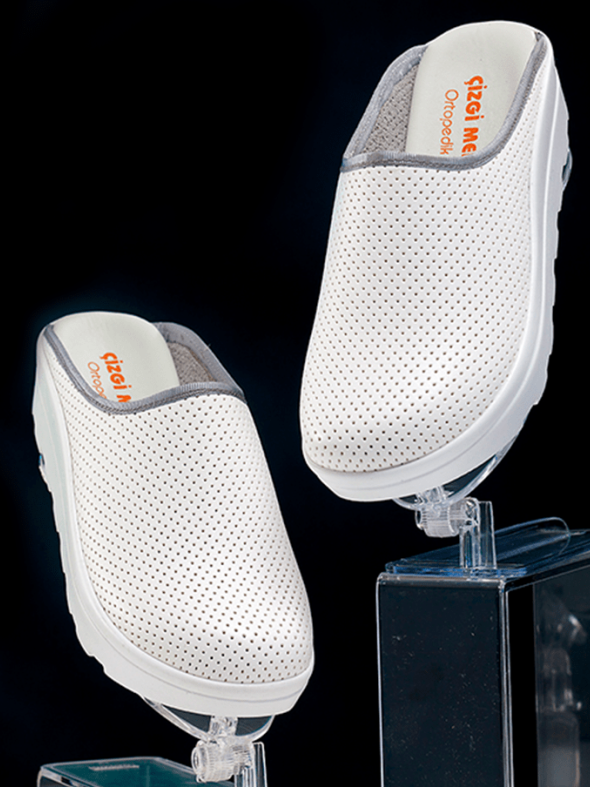 Beyaz Kadın Doktor Hemşire Medikal Fit Vivacolor Sabo Terlik