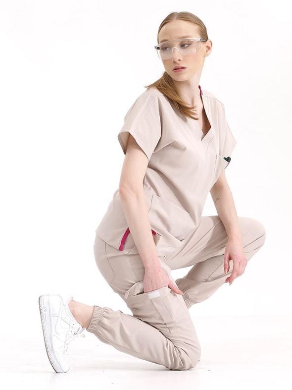 Krem Jogger Doktor Hemşire Medikal Scrubs Takım Lüks Likralı Kumaş