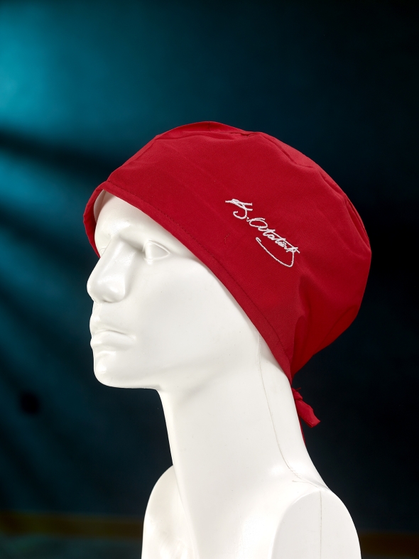 Kemal Atatürk İmzalı Kırmızı Nakışlı Klasik Boneler