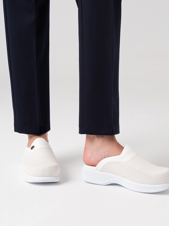 Weiß Damen Doktor Hebamie Medikal Klassische Gelochte Medizinische Clogs