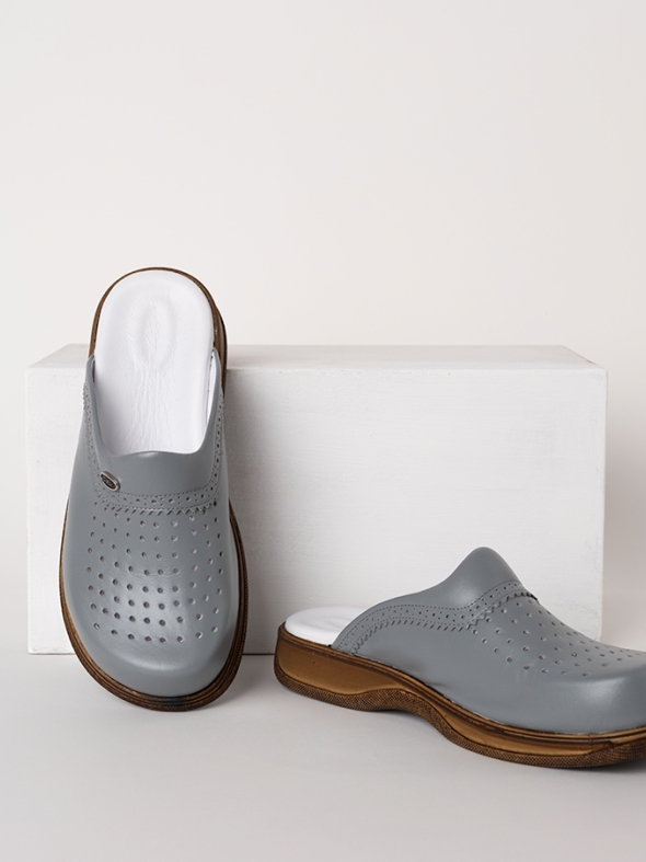 Gray Men's Doctor Nurse Medical Gold Fit Genuine Leather Clogs