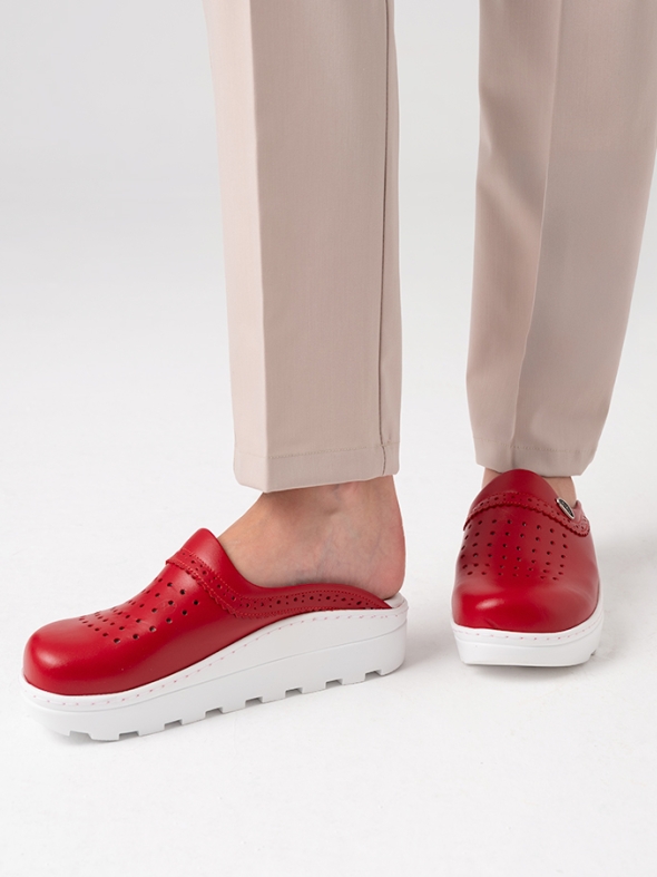 Kırmızı Kadın Doktor Hemşire Medikal Gold Fit Hakiki Deri Sabo Terlik