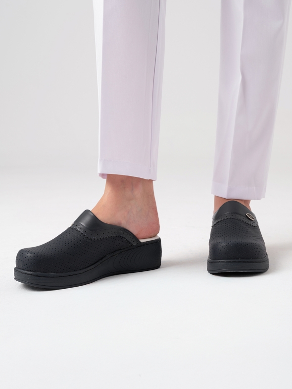 Flowering Women's Doctor Nurse Medical Plus Prestige Patterned Clogs